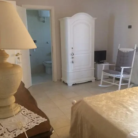 Pesciolino Rosso Bed & Breakfast 3*